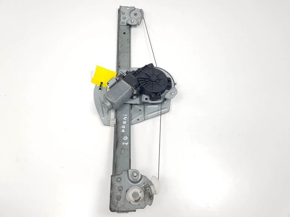 ELEVALUNAS DELANTERO IZQUIERDO