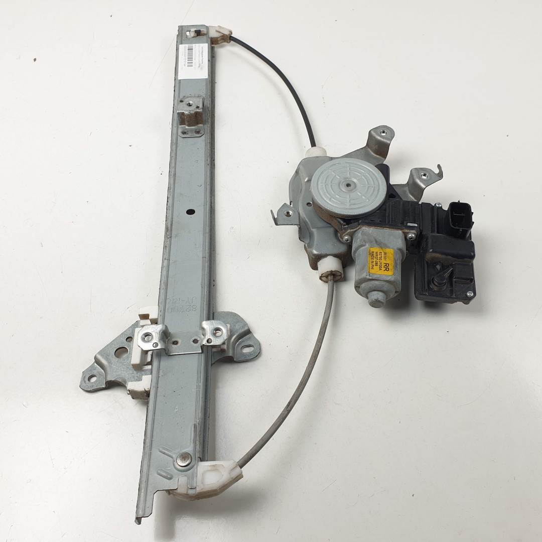 ELEVALUNAS TRASERO DERECHO