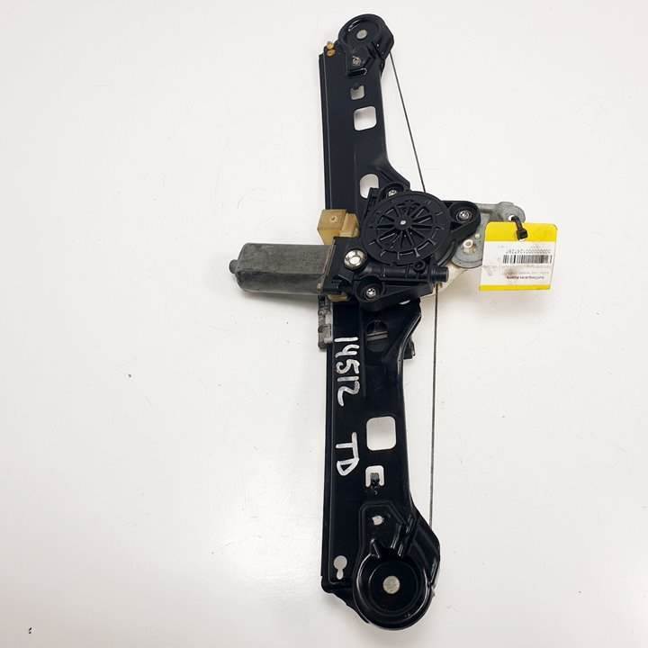 ELEVALUNAS TRASERO DERECHO