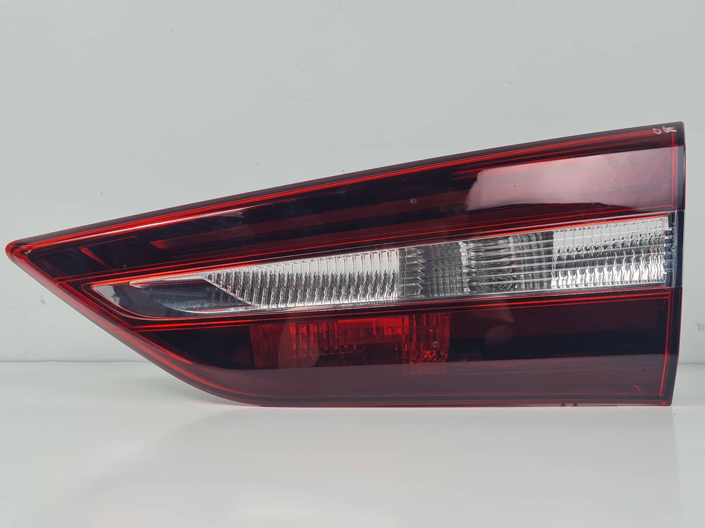 PILOTO TRASERO DERECHO INTERIOR